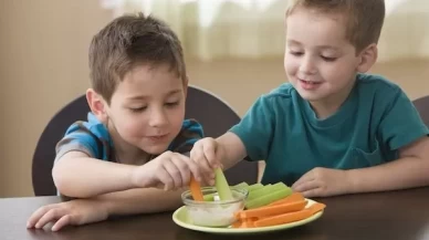 Yemekleri az çiğneyen çocuklar obeziteye daha yakın!