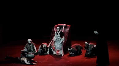 "Medea Material" oyunu Samsun'da sanatseverlerle buluştu