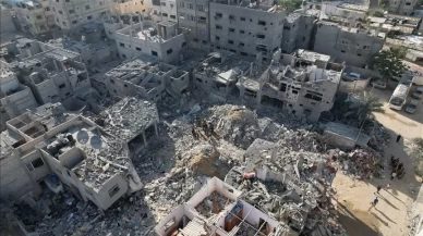 İsrail kasıtlı hedef alıyor! Filistinlilerin terk etmek zorunda kaldığı evler havaya uçuruldu