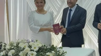 Depremde ailelerini kaybeden 2 öğretmen ikinci bahara 'evet' dedi