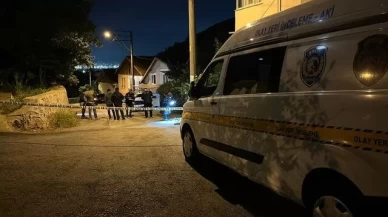 Seyir halindeki araca ateş açıldı!