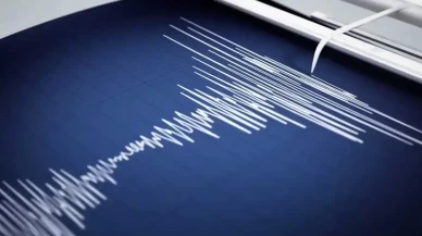 Endonezya'da 5,7 büyüklüğünde deprem