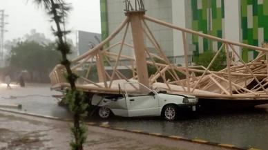 Pakistan'da şiddetli fırtına: 6 ölü