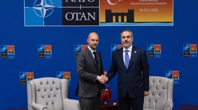 Dışişleri Bakanı Fidan, Fransız mevkidaşı Barrot ile Antalya'da görüştü