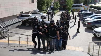 Eskişehir merkezli FETÖ operasyonu: 23 gözaltı