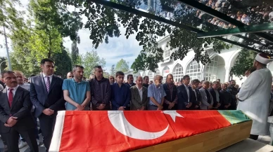 Lenf kanserine yenik düşen okul müdürüne son görev