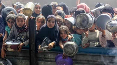 İşgalci İsrail ordusu yardım girişlerine engel oluyor!