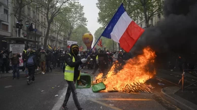 Fransız polisinden 1 Mayıs müdahalesi: 29 gözaltı