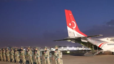 Erciyes 2025 Tatbikatı’nda nefes kesen gece atlayışı!