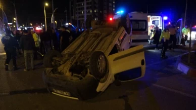 3 araçlı zincirleme trafik kazası: 4 yaralı