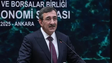 Cevdet Yılmaz: Enflasyonun yıllık oranı düşüş trendine girmiş durumda