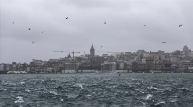 İstanbul'da sis etkisini gösteriyor