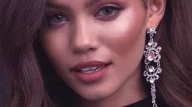 Siyah elbise ile uyumlu makyaj! Doğru fondöten ve kontür seçimi nasıl yapılır?