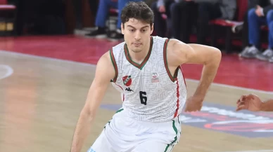 Ufuk Sarıca, eski öğrencisi Ozan Yılmaz’ı kadrosuna kattı