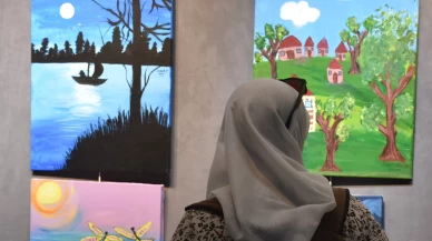 Trabzon’da minik ressamlar ve yetişkinlerin karma sergisi başladı