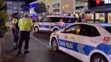 Alışveriş merkezinde zehirlenme şüphesiyle 6 kişiye müdahale edildi