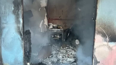 Sevgilisiyle kaldığı evi yaktı: Kaçarken kaza yaptı