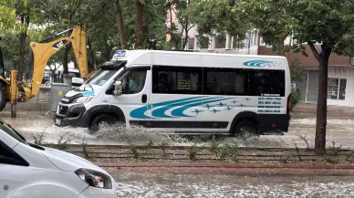 Konya'da sağanak ve dolu hayatı olumsuz etkiledi