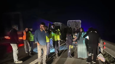 Bolu'da yolcu minibüsü, kamyona çarptı; çok sayıda yaralı var