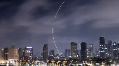 İran, Tel Aviv'deki bir bölge için tahliye uyarısı yayımladı