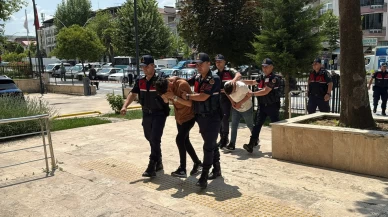 Amcalarının oğluna cinsel istismar iddiasıyla gözaltına alınan 2 kuzenden 1'i tutuklandı