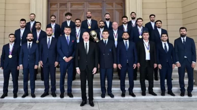 Aliyev, şampiyon takımı kabul etti