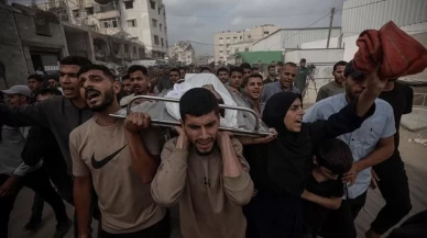 Gazze’de kanlı gün! Hedefte yine kadınlar çocuklar ve yardım bekleyen siviller var