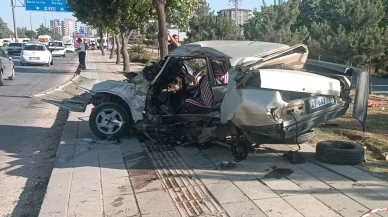 Karşı şeride savrulan Tofaş zincirleme kazaya neden oldu: 1'i ağır 10 yaralı