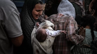 Katil İsrail yardım bekleyenlere saldırdı: 21 Filistinli öldü