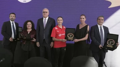 Başkan Üstündağ: “Türk voleybolu takdir topladı”
