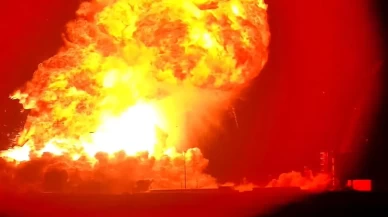 SpaceX şirketinin Starship roketi, deneme uçuşu öncesinde patladı
