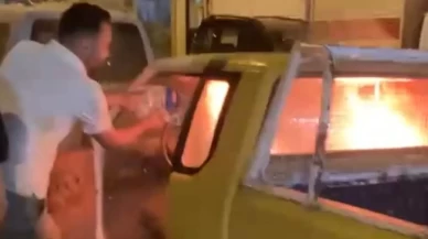 Park halindeki kamyonet alev aldı