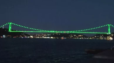 Fatih Sultan Mehmet Köprüsü, yeşil renkle aydınlatıldı