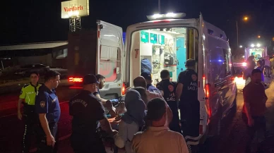 Manisa’da servis aracı tıra çarptı! Çok sayıda işçi yaralandı