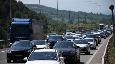 Osmangazi Köprüsü ve İstanbul-İzmir yolunda yoğunluk