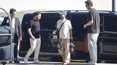 Galatasaray’a veda eden Mertens, ülkesine döndü