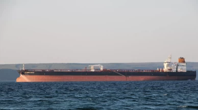 Çanakkale Boğazı'nda gemi makine arızası yaptı