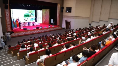 Türk dünyasının mimar ve restoratörleri Kazakistan'daki sempozyumda bir araya geldi