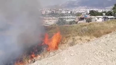 Hatay'da çıkan bahçe yangını büyümeden söndürüldü