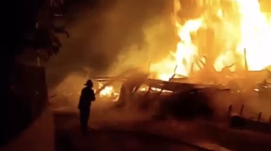 Kastamonu'da korkutan yangın: Bir ev alevlere teslim oldu