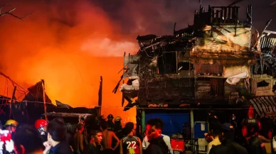 Metro Manila’da büyük yangın: En az bin kişi evsiz kaldı