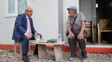 Sevdiğini 60 yıldır bekleyen "Memiş Dayı" Vali Koç'u duygulandırdı