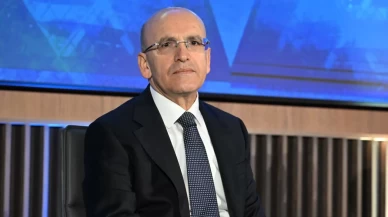 Bakan Şimşek İslami Finans Zirvesi için Londra'da