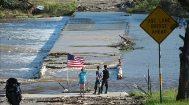 Texas'ı vuran sel felaketinde can kaybı 129'a yükseldi