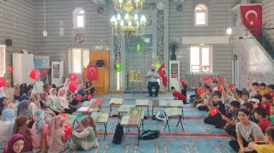 Ahmet Yavuzer Camii'nde çocuklar 15 Temmuz ruhunu yaşattı