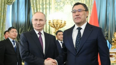 Putin, Kırgızistan Cumhurbaşkanı Caparov ile görüştü