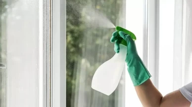 Güneşli havada cam nasıl silinir?