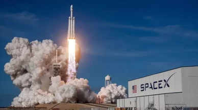 SpaceX’in 11’inci insanlı uzay uçuş görevi ertelendi