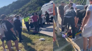 Otomobilin çarptığı motosikletli yola savruldu