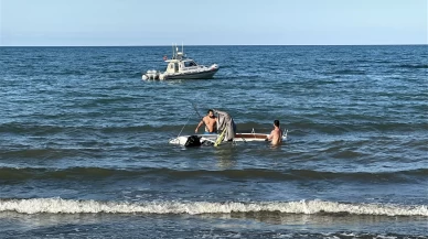 Tekne alabora oldu: 5 kişi denize düştü